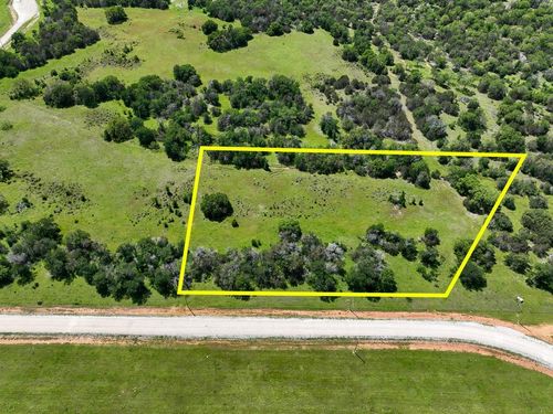 107 Upper Branch Way, Palo Pinto, TX, 76484-3155 | Card Image