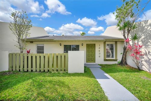 12438 Sw 115th Ter, Miami, FL, 33186-4944 | Card Image