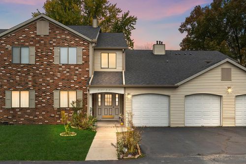 2121 Tupelo Ln, Chesterton, IN, 46304-3032 | Card Image