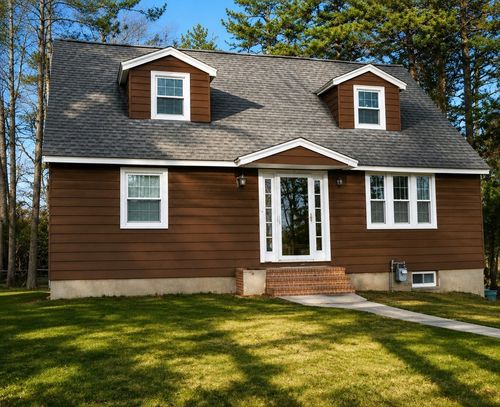 36 Middlesex Rd, Tyngsboro, MA, 01879-2042 | Card Image