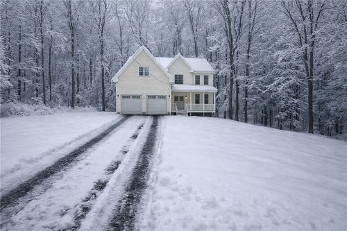 111 Cider Mill Rd, North Smithfield, RI, 02896-7649 | Card Image