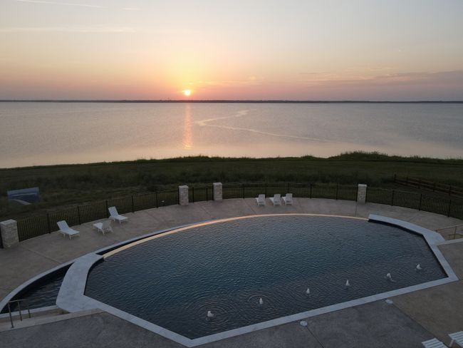 Community pool overlooking a sunset on Bois d'Arc Lake | Image 21