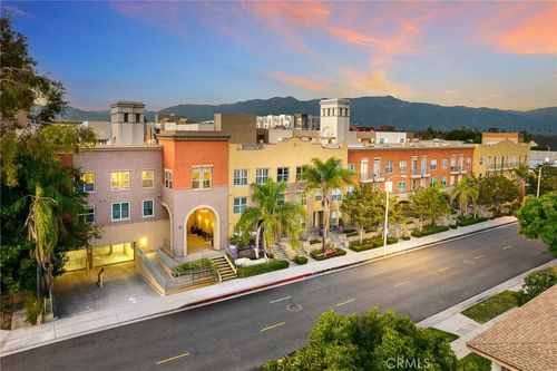 3c-83 E Commonwealth, Alhambra, CA, 91801 | Card Image