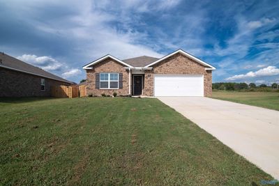 137 Ozy Drive, House other with 4 bedrooms, 2 bathrooms and null parking in Athens AL | Image 3