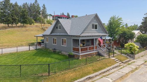 414 2nd Ave E, Eureka, MT, 59917-7040 | Card Image
