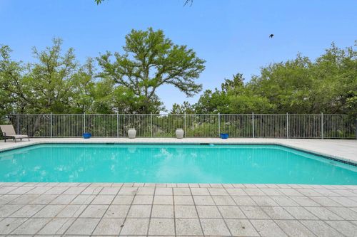 1011 Ridge Point Dr, Marble Falls, TX, 78654-4340 | Card Image