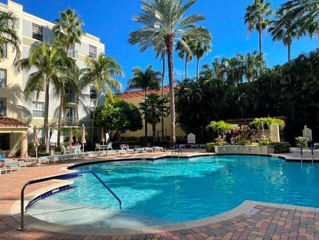 PH1-10 - 651 Okeechobee Blvd, Condo with 2 bedrooms, 2 bathrooms and null parking in West Palm Beach FL | Image 13
