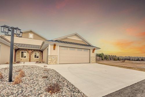 2765 County Road Ee, ABRAMS, WI, 54101 | Card Image