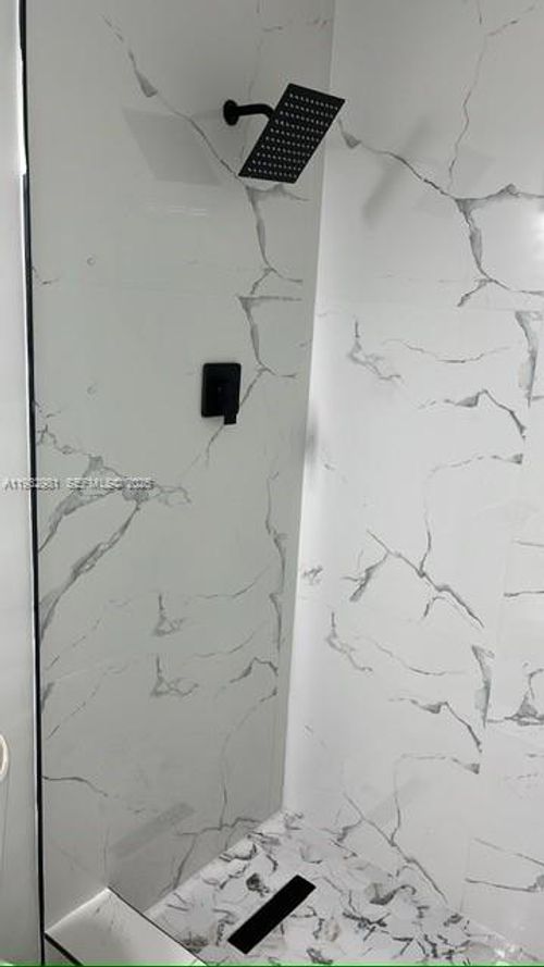 3230 Nw 211th St, Miami Gardens, FL, 33056-1004 | Card Image