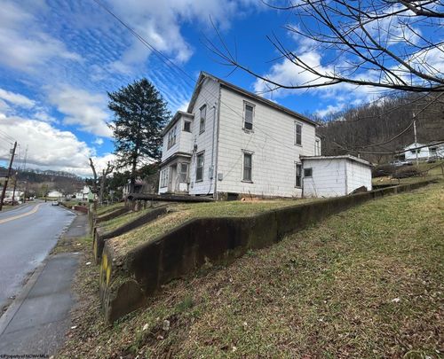 255 S Main Avenue, Weston, WV, 26452 | Card Image