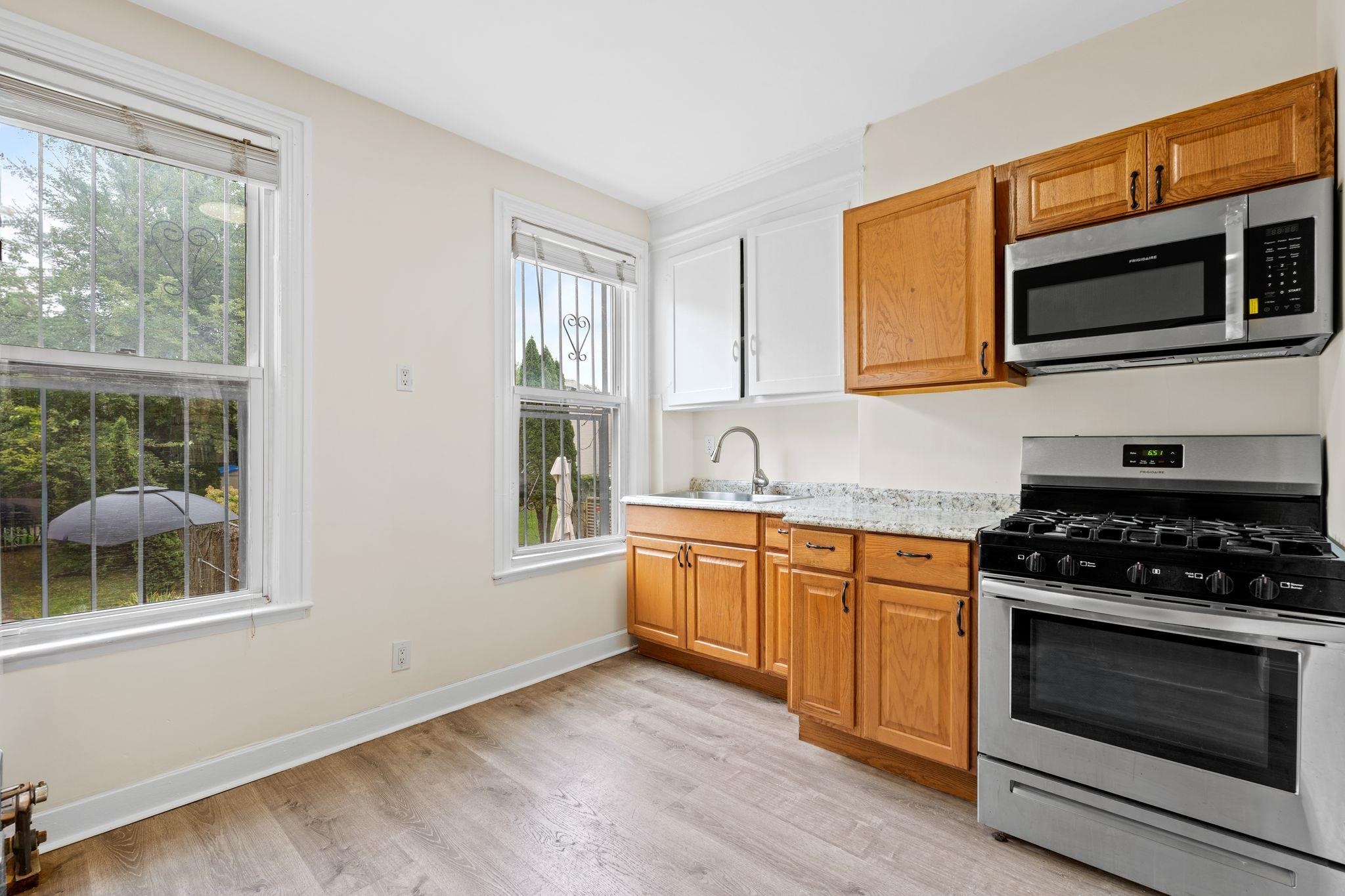 Residential Lease in JC, Bergen-Lafayett 4