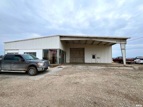 125 W Barlow Rd, Farmington, IL, 61531 | Card Image