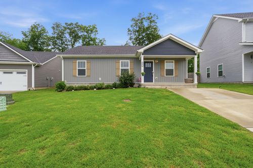 486 Mattingly Dr, Clarksville, TN, 37042-1214 | Card Image