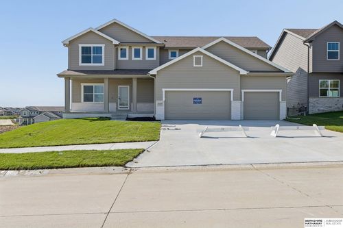 21427 Y St, Elkhorn, NE, 68022-5515 | Card Image