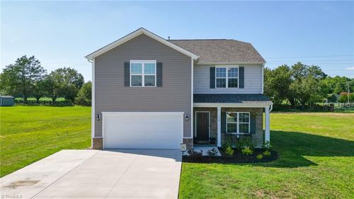 130 Altavista Dr, Clemmons, NC, 27012-7567 | Card Image