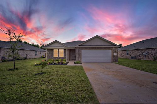 420 Jameson St, Springtown, TX, 76082-2427 | Card Image