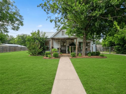 122 W Harris St, Dublin, TX, 76446-1408 | Card Image