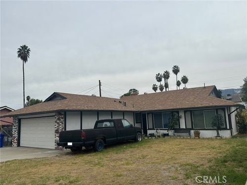 27124 Clifton Ave, Highland, CA, 92346 | Card Image