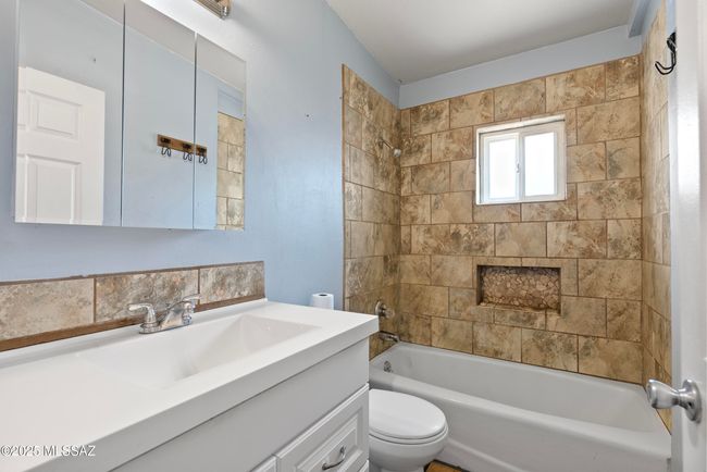 4812 e 3rd st-2-30 | Image 35