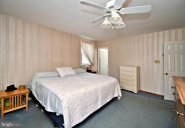 2 E Patricia Rd, House other with 3 bedrooms, 3 bathrooms and null parking in HOLLAND PA | Image 31