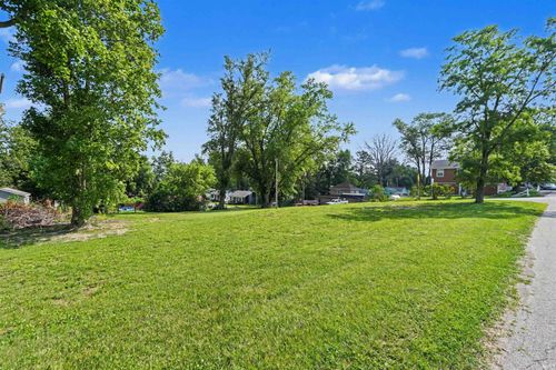 770 S April Drive, Cromwell, IN, 46732 | Card Image