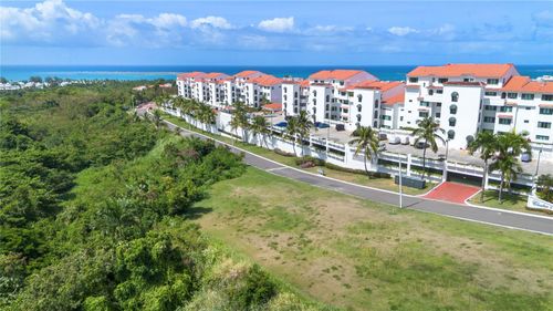62 Las Vistas, Rio Grande, PR, 00745 | Card Image