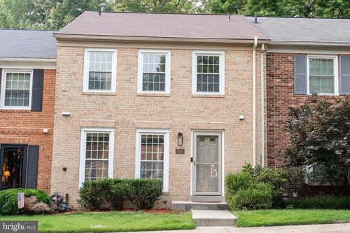 8020 Bethelen Woods Ln, SPRINGFIELD, VA, 22153-2022 | Card Image