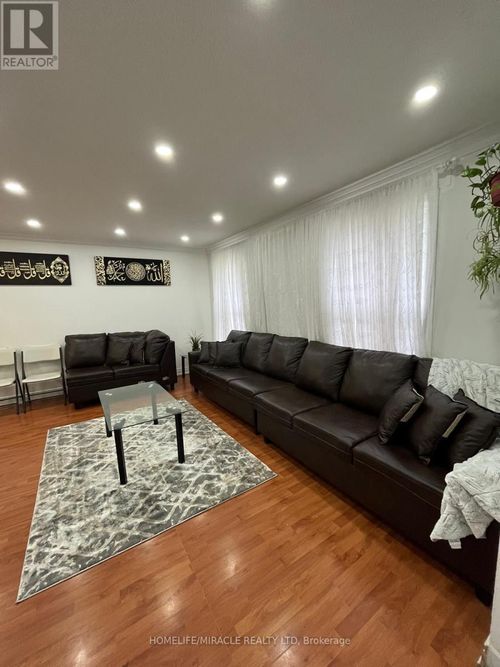 78 Crittenden Square, Toronto (Malvern), ON, M1B1V1 | Card Image