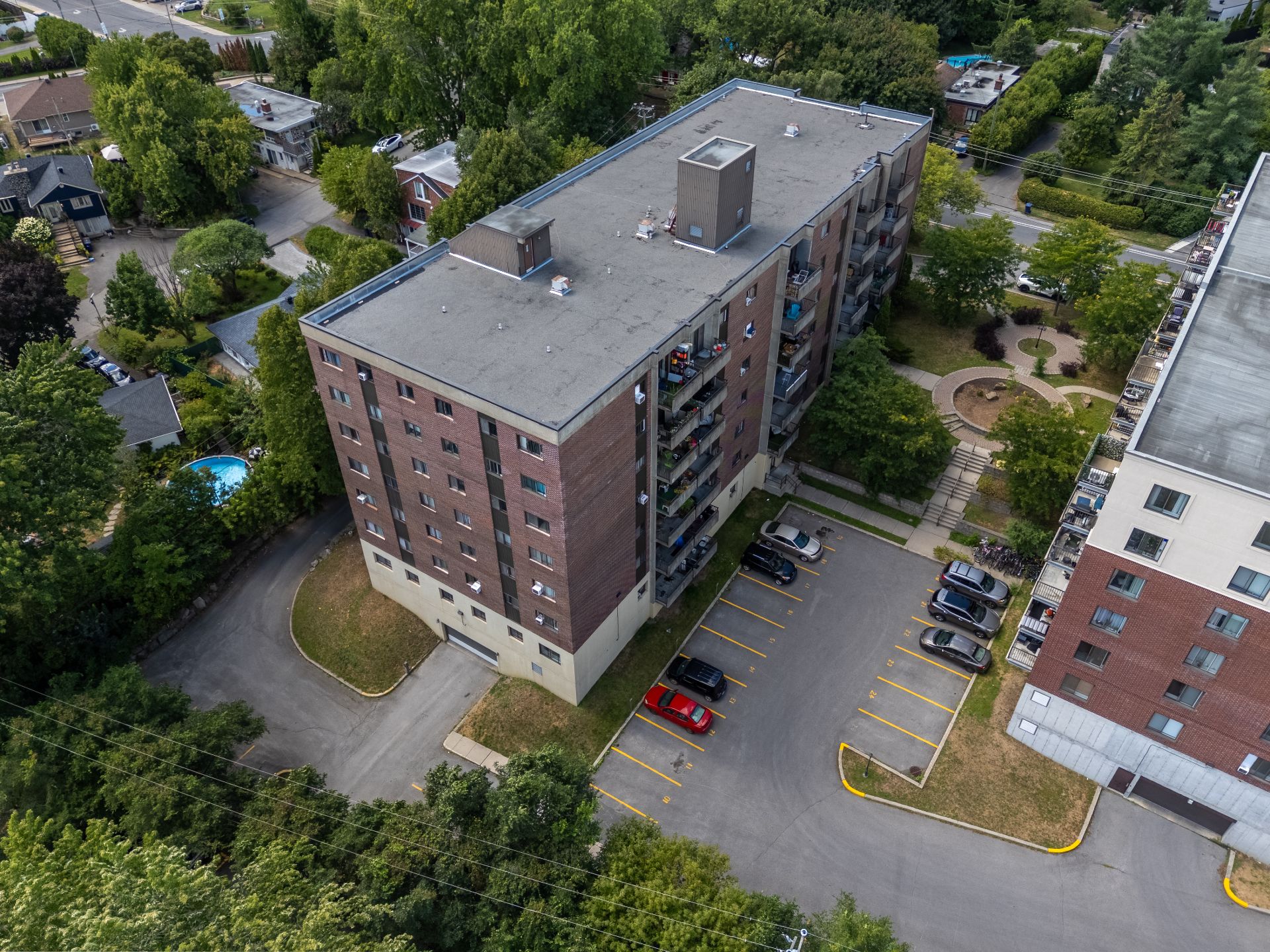 Residential Lease in Laval (Duvernay) 2