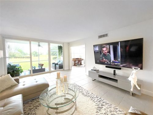 apt-109-2671 S Course Dr, Pompano Beach, FL, 33069-6314 | Card Image