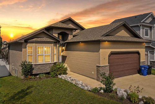 41 Chinook St, Blackfalds, AB, T4M0B9 | Card Image