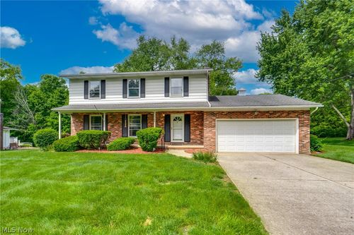 3396 Brent Lane, Barberton, OH, 44203 | Card Image