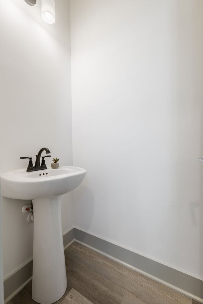603 Harper Lndg, Townhouse with 3 bedrooms, 5 bathrooms and 1 parking in Chapel Hill TN | Image 12