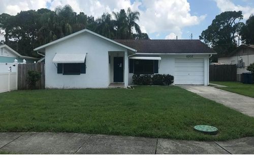 6207 57th Ave N, Saint Petersburg, FL, 33709-1713 | Card Image