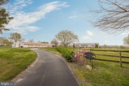 8071 Brown Rd, SALISBURY, MD, 21804-2207 | Card Image