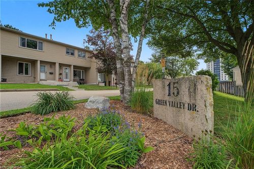 1-15 Green Valley Dr, Kitchener, ON, N2P1K7 | Card Image