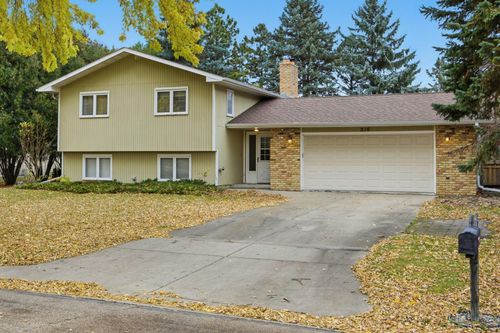 510 35th Ave S, Moorhead, MN, 56560-5533 | Card Image
