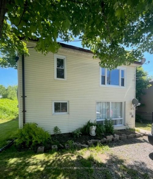 3 South St, Trenton, ON, K8V2N9 | Card Image
