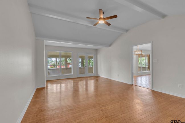 12051 W Lake Dr, House other with 3 bedrooms, 2 bathrooms and null parking in Murchison TX | Image 5