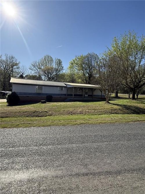 3085 Stonehenge Rd, Thomasville, NC, 27360-8331 | Card Image