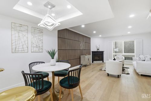 apt-104-11119 Camarillo St, North Hollywood, CA, 91602-1273 | Card Image