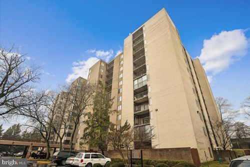 1202-9200 Edwards Way, HYATTSVILLE, MD, 20783-3492 | Card Image