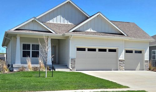 929 Wolf Creek Dr, Polk City, IA, 50226-1286 | Card Image