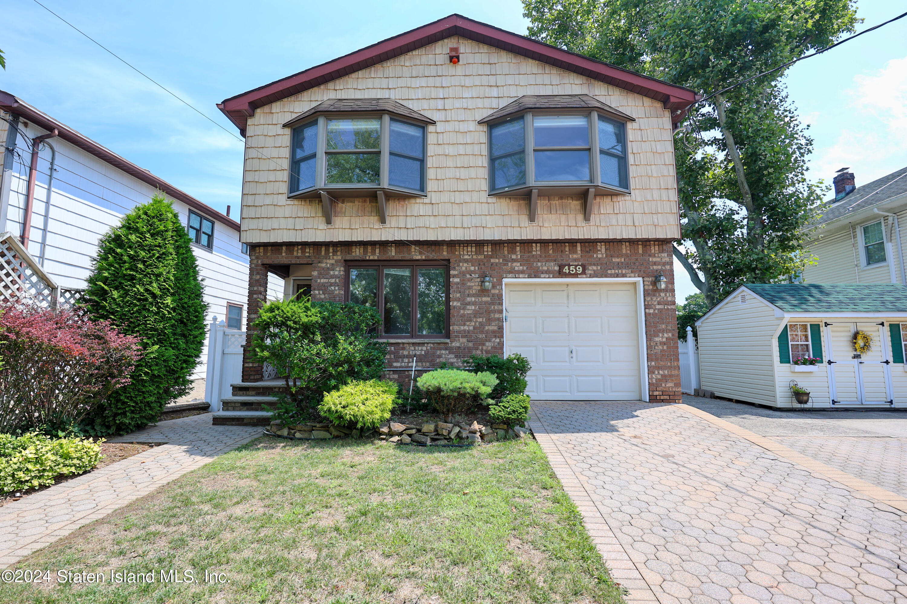 Bloomingdale Rd, Staten Island, NY 10309