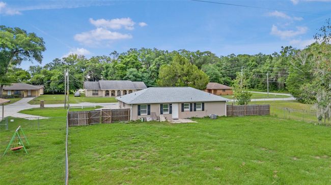 4250 Nw 26 Th Ter, House other with 3 bedrooms, 2 bathrooms and null parking in Ocala FL | Image 27