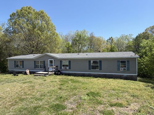 201 Lakeshore Dr, Oakfield, TN, 38362-9811 | Card Image