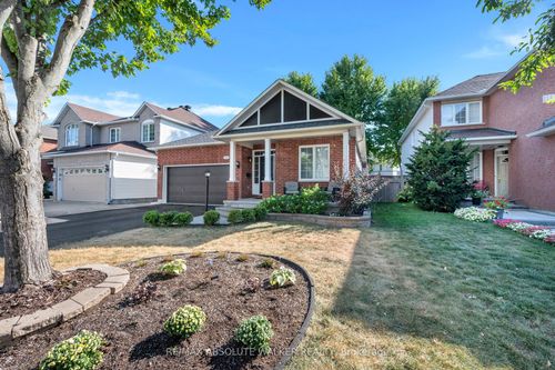 {{alt}} | Card Image