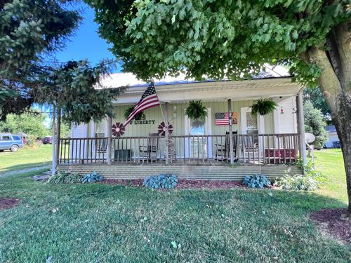 65 W Liberty St, Martinsburg, OH, 43037-8002 | Card Image