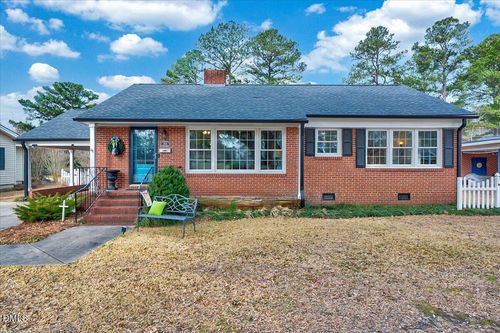 918 S Vermont St, Smithfield, NC, 27577-3726 | Card Image