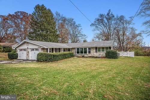 541 Cardinal Dr, Dresher, PA, 19025-1905 | Card Image